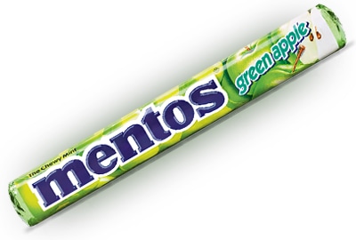 Жевательная конфета "Ментос со вкусом Яблока" (Mentos Green Apple) 37.5 грамм