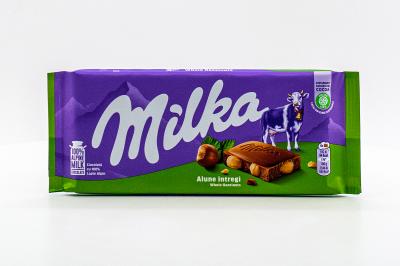 Молочный шоколад Milka Фундук 100 грамм